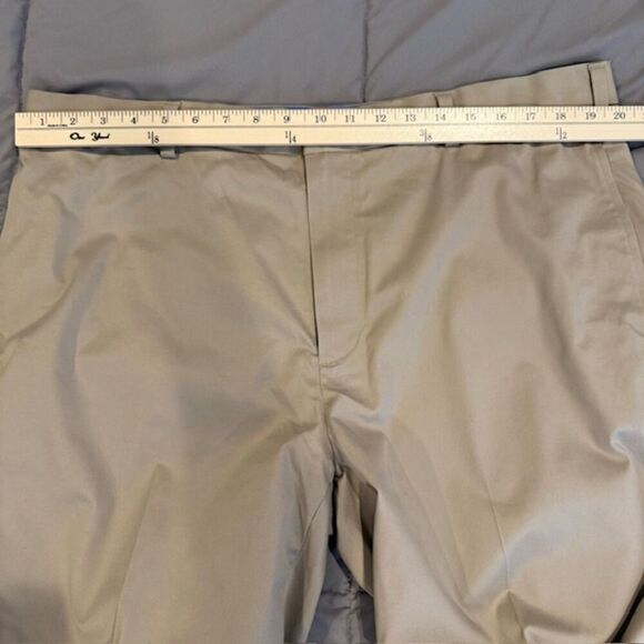 Brooks Brothers Lightweight Advantage Chino Stretch Clark Fit Khaki Size 40 x 29 - Picture 11 of 13